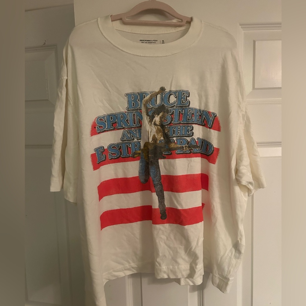 Bruce Springsteen born in the USA shirt
